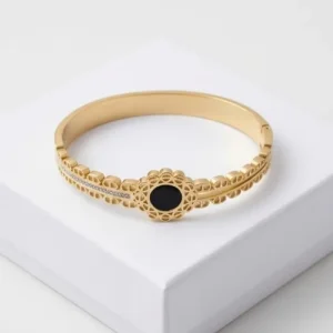 Floral Onyx Anti-Tarnish Bracelet | 18K Gold PVD