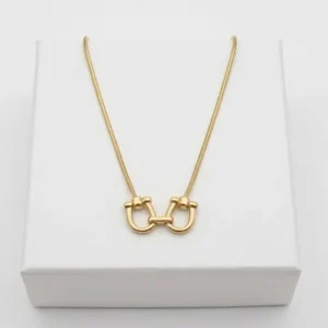 U-Link Snake Anti-Tarnish Chain With Pendent | 18K Gold plating