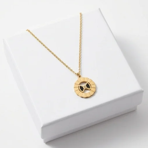 Sunburst Medallion Anti-Tarnish Chain With Pendent | 18K Gold Plated