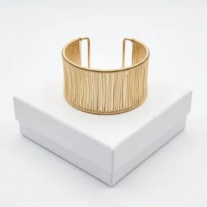 Linear Wired Anti-Tarnish Bracelet | 18K Gold Plating