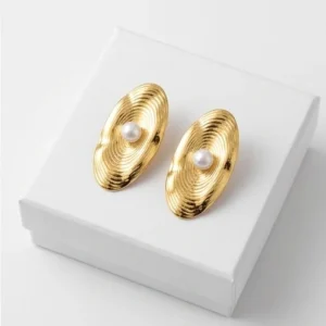 Ribbed Oval Pearl Anti-Tarnish Ear Ring | Gold Plating