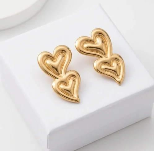 Linked Heart Anti-Tarnish Ear Ring | 18K Gold Plating