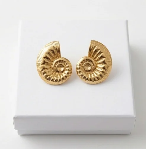 Sea Shell Anti-Tarnish Ear Ring | 18K Gold Plating