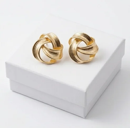 Knot Weave Anti-Tarnish Ear Ring | 18K Gold Plating