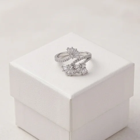 Fan Motif White Anti Tarnish Silver Plated Finger ring